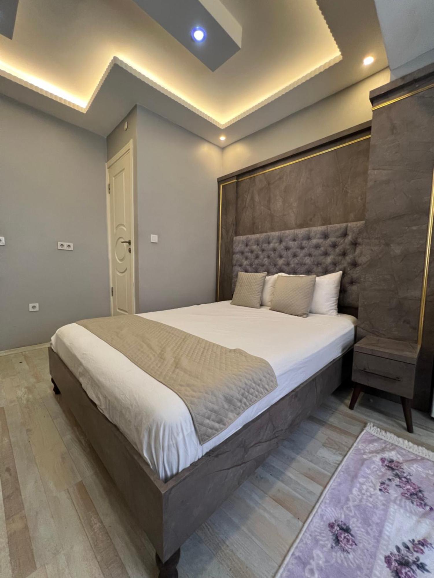 Taksim Brand Suit Hotel Estambul Exterior foto